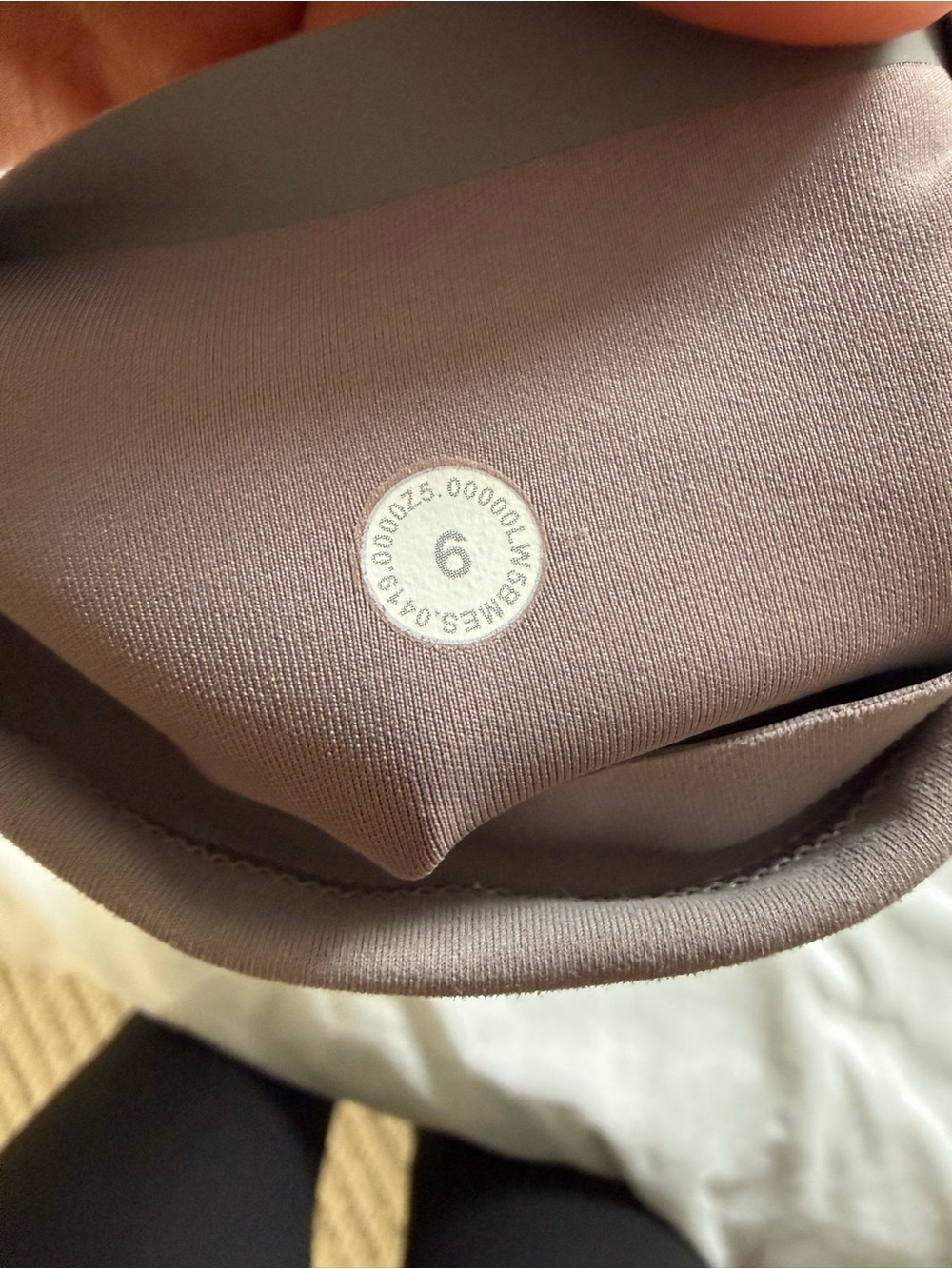Lululemon High-Waist Seam Detail Leggings in Mauve Gray - Picture 4 of 4